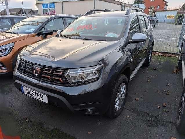 Grau Gebraucht 2023 Dacia Duster Comfort SUV | 18.990 € (Fairer Preis) - Bild 1/1