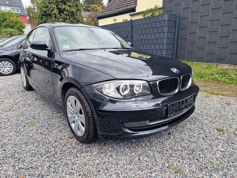 Schwarz Gebraucht 2009 BMW 118 Advantage Kleinwagen | 2.490 € (Superpreis) - Bild 1/4