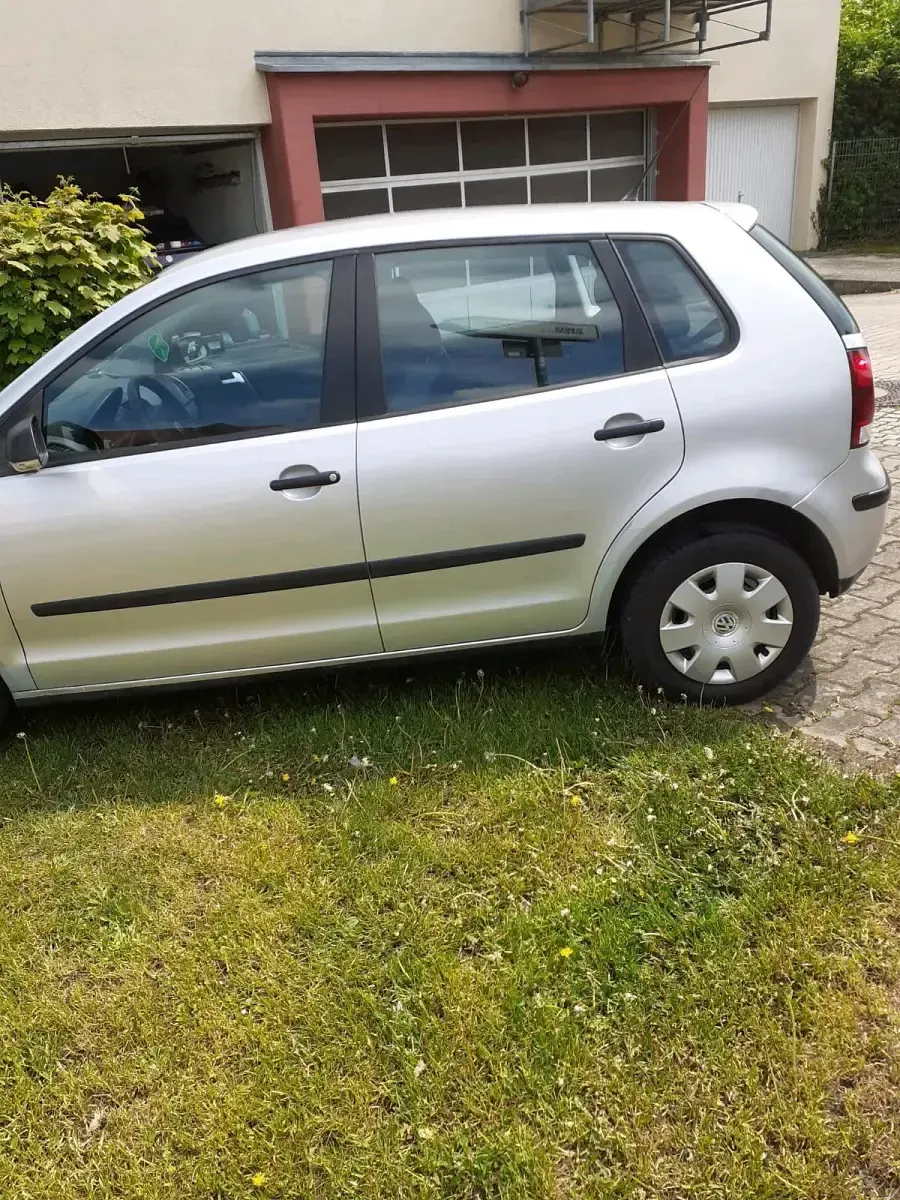 Gebraucht VW Polo 65 PS (47 kW) 2007 Silber Kleinwagen