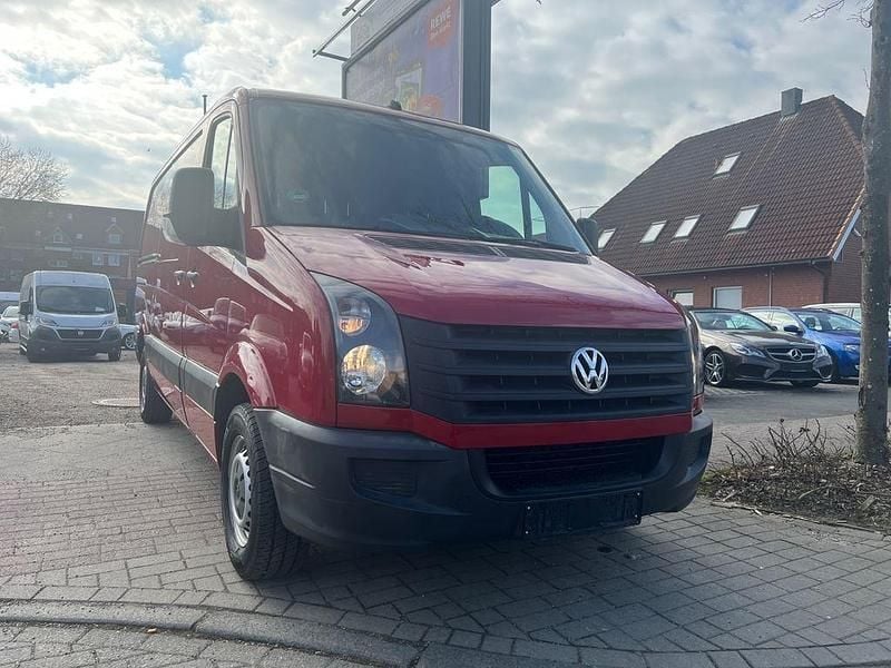 Rot Gebraucht 2013 VW Crafter Van | 9.990 € (Guter Preis) - Bild 1/4