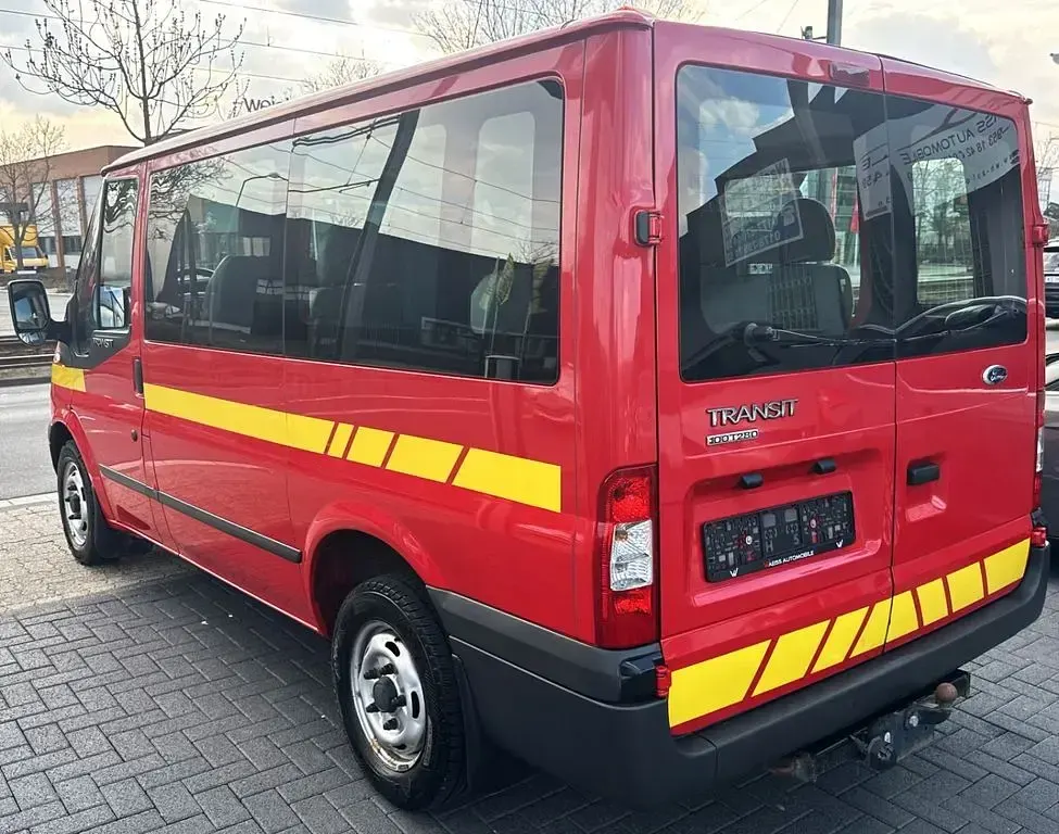 Gebraucht Ford Transit 101 PS (74 kW) 2012 Rot Kombi