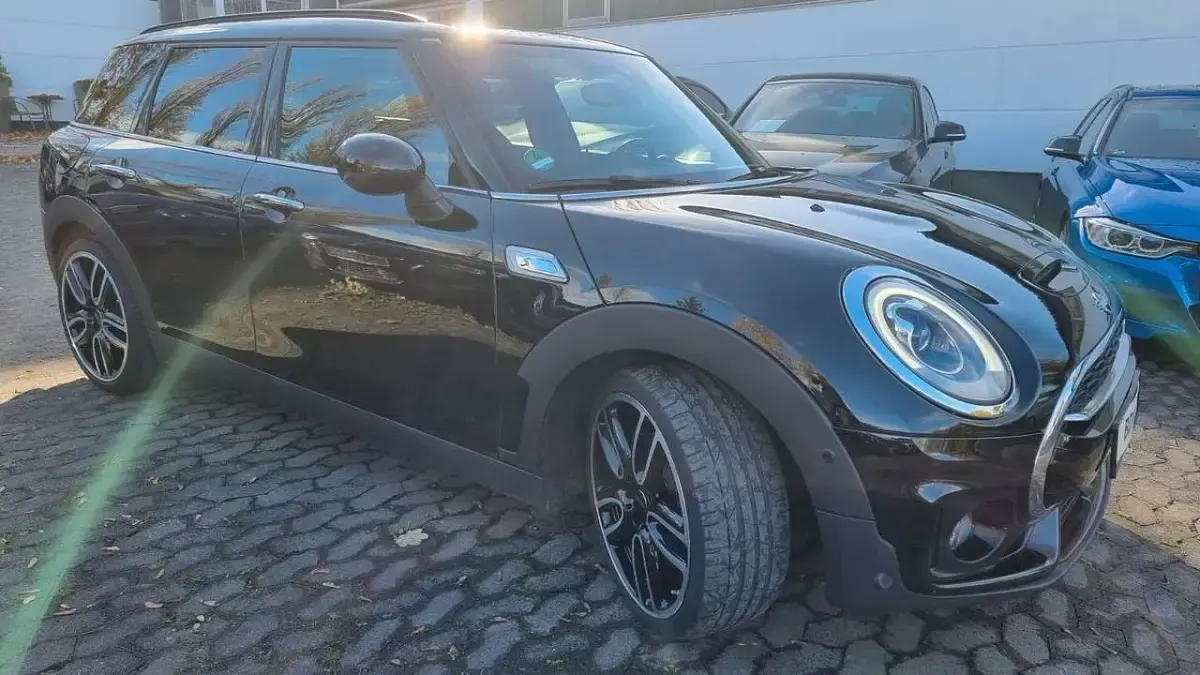 Gebraucht Mini Cooper SD Clubman 190 PS (139 kW) 2019 Midnight black metallic Kombi