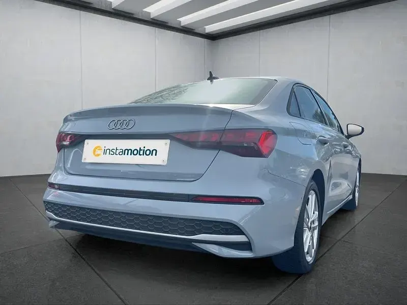 Używany Audi A3 150 KM (110 kW) 2025 Szary Sedan/Limuzyna