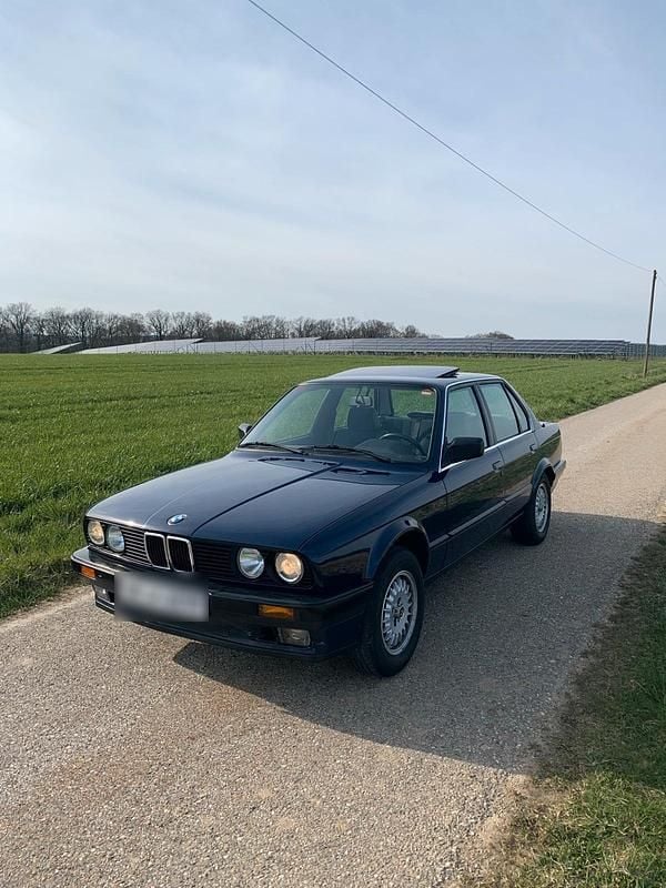 Gebraucht BMW 316 102 PS (75 kW) 1990 Blau Limousine