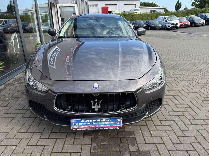 Gebraucht Maserati Ghibli 411 PS (302 kW) 2016 Grau Limousine