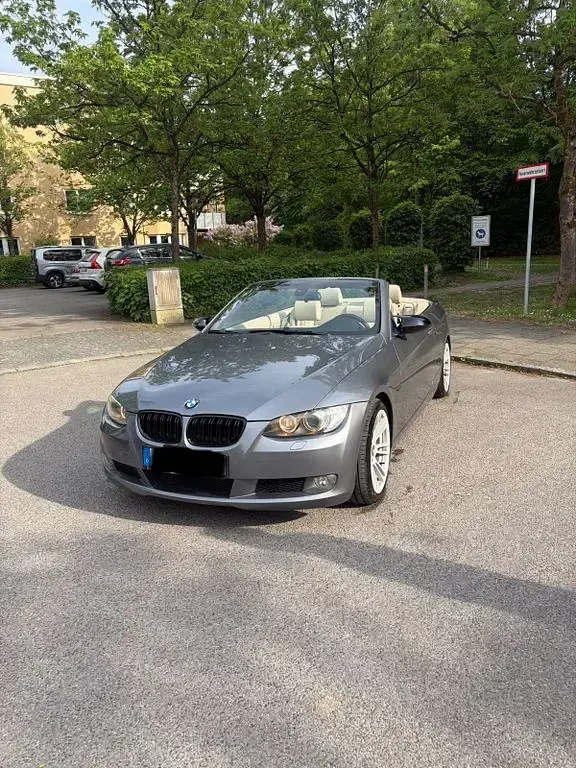 Gebraucht BMW 325 Cabriolet Performance 218 PS (160 kW) 2007 Grau Cabrio