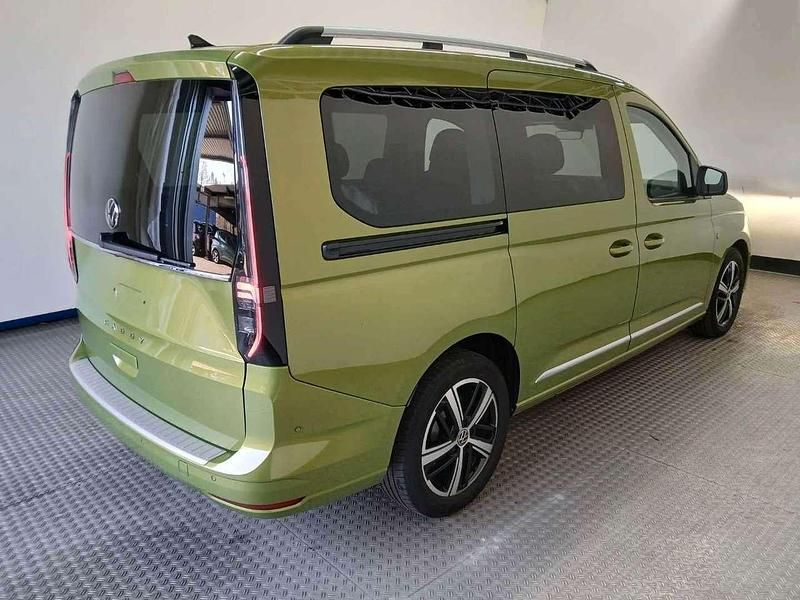 Gebraucht VW Caddy Maxi Style 122 PS (89 kW) 2022 Grün Van / Kleinbus