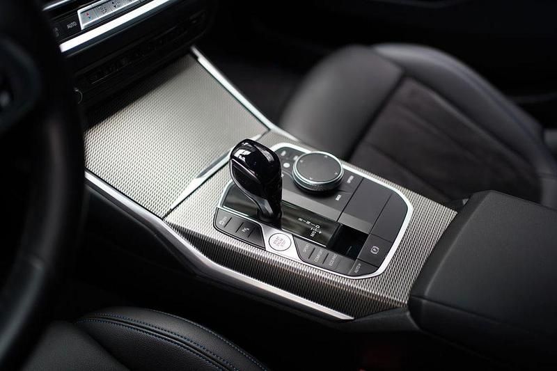 Gebraucht BMW 320 Performance 190 PS (139 kW) 2022 Weiß Kombi