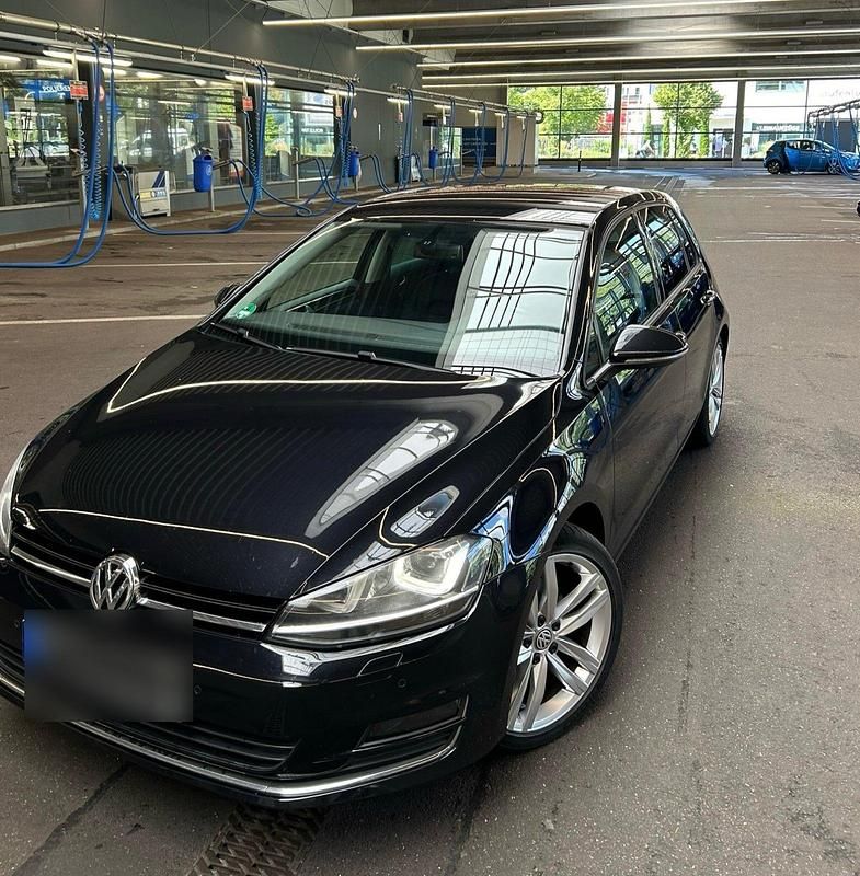 Schwarz Gebraucht 2013 VW Golf VII Highline Limousine | 8.200 € (Fairer Preis) - Bild 1/4