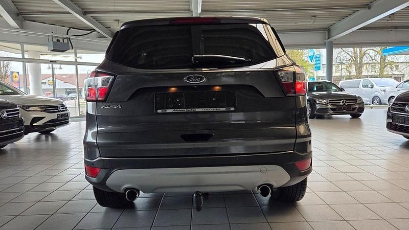 Gebraucht Ford Kuga Titanium X 150 PS (110 kW) 2017 Grau SUV