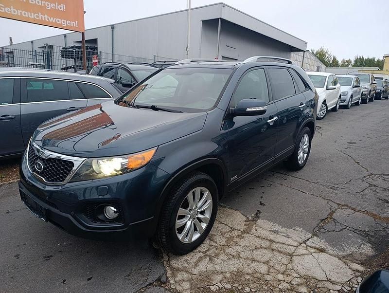 Blau Gebraucht 2012 Kia Sorento Spirit SUV | 7.490 € (Fairer Preis) - Bild 1/4