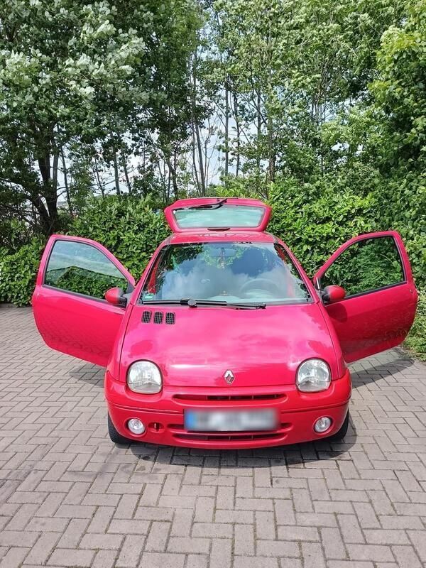 Rot Gebraucht 2003 Renault Twingo Kleinwagen | 890 € - Bild 1/4