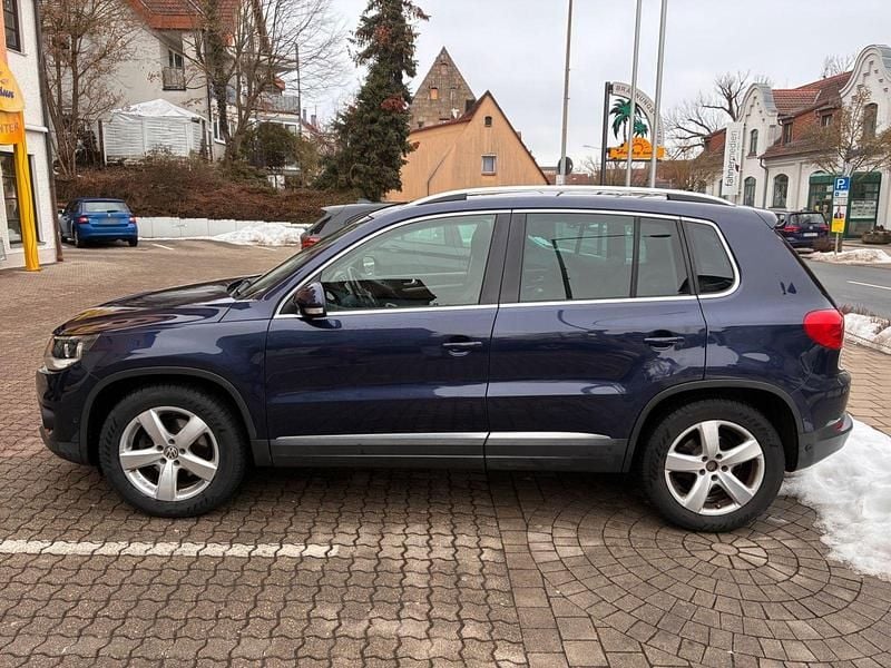 Gebraucht VW Tiguan 125 PS (91 kW) 2015 Blau SUV