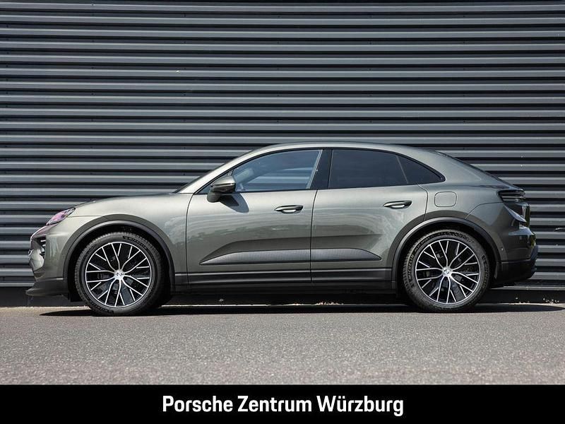 Gebraucht Porsche Macan 300 kW (408 PS) 2025 Grün SUV