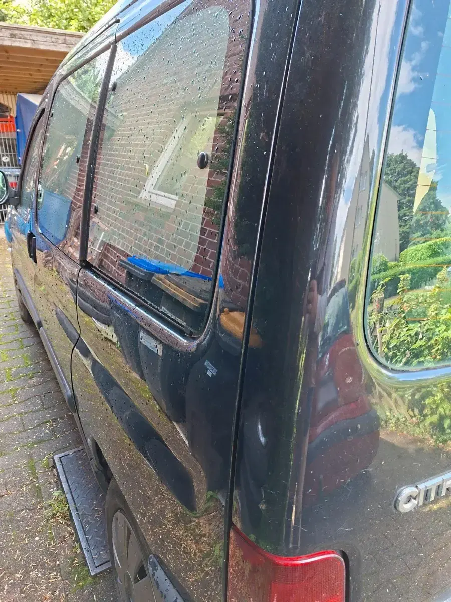 Gebraucht Citroën Berlingo 75 PS (55 kW) 2004 Schwarz Van / Kleinbus