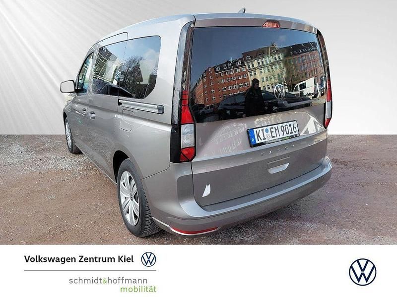 Gebraucht VW Caddy Basis 102 PS (75 kW) 2023 Beige Van / Kleinbus