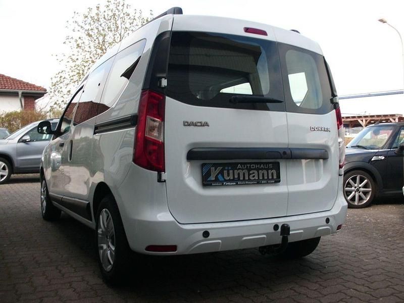 Gebraucht Dacia Dokker Comfort 95 PS (69 kW) 2020 Weiß Van / Kleinbus