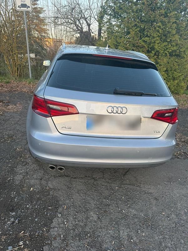 Gebraucht Audi A3 Sportback 184 PS (135 kW) 2015 Silber Kleinwagen