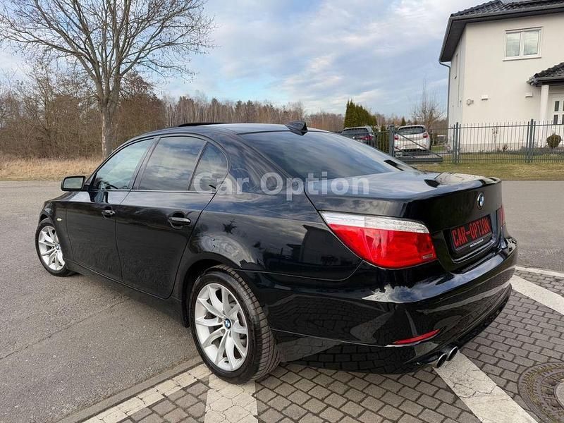 Gebraucht BMW 550 Shadowline 367 PS (269 kW) 2008 Schwarz Limousine