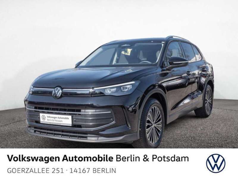 Deep black perleffekt Gebraucht 2024 VW Tiguan R SUV | 37.450 € (Superpreis) - Bild 1/4