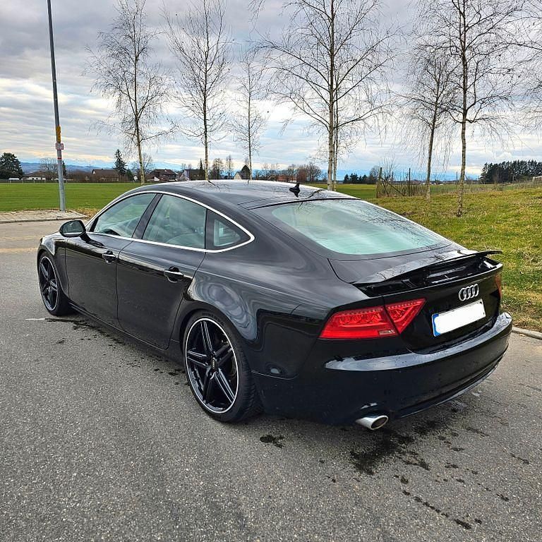 Schwarz Gebraucht 2011 Audi A7 Ambiente Kleinwagen | 12.500 € (Guter Preis) - Bild 1/4