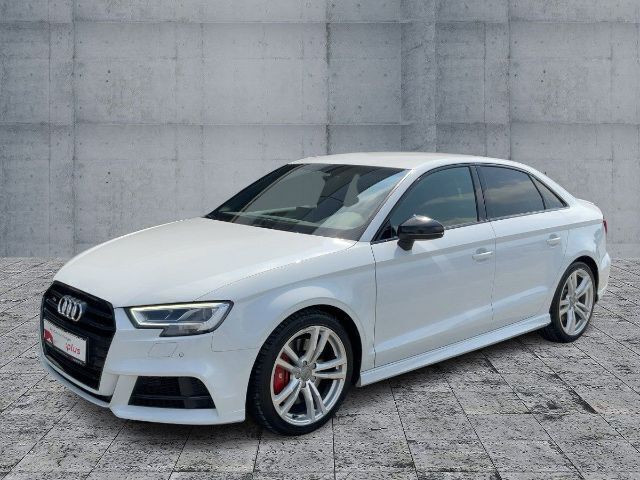 Gletscherweiß metallic Gebraucht 2020 Audi S3 Design Limousine | 32.950 € (Etwas zu teuer) - Bild 1/4