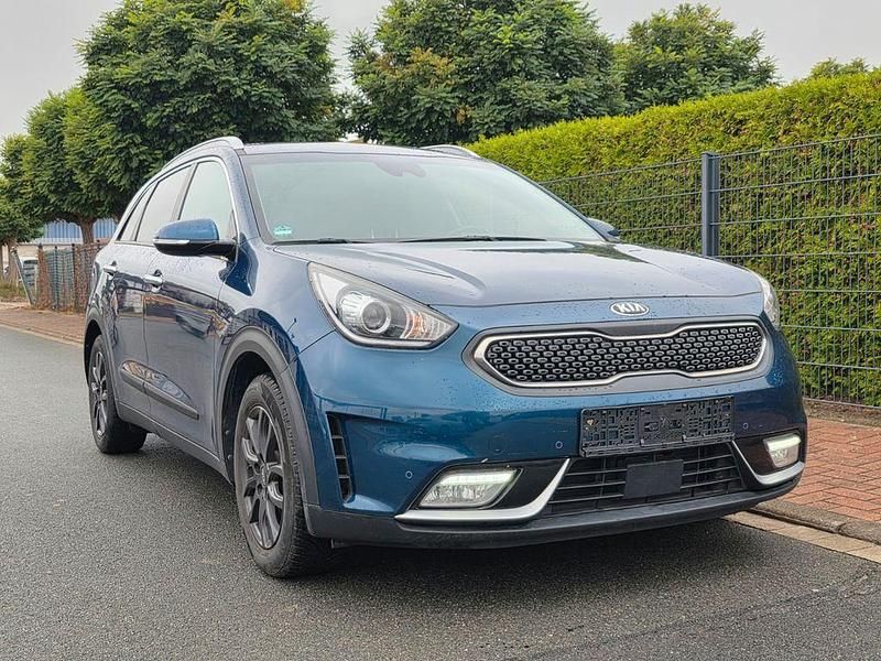 Blau Gebraucht 2018 Kia Niro Spirit SUV | 11.900 € (Superpreis) - Bild 1/4