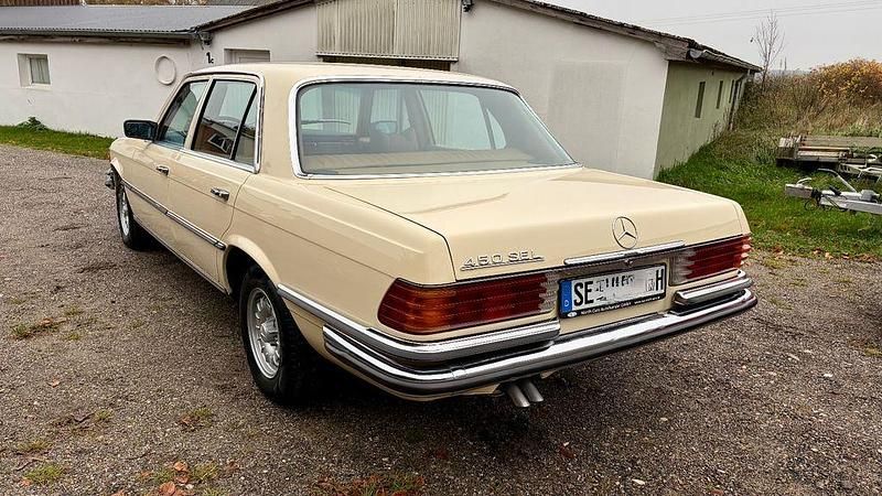 Gebraucht Mercedes 450 218 PS (160 kW) 1973 Beige Limousine