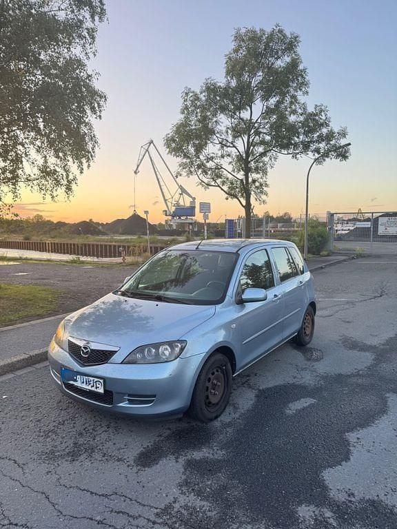 Blau Gebraucht 2006 Mazda 2 Limousine | 3.750 € (Fairer Preis) - Bild 1/4