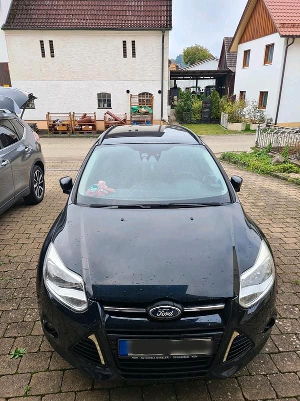 Gebraucht Ford Focus 150 PS (110 kW) 2011 Schwarz Kombi