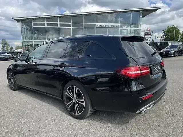 Gebraucht Mercedes E400 330 PS (242 kW) 2021 Schwarz Kombi