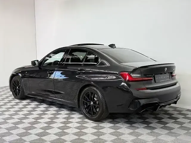 Gebraucht BMW 330 M Sport 265 PS (194 kW) 2019 Black sapphire metallic Limousine