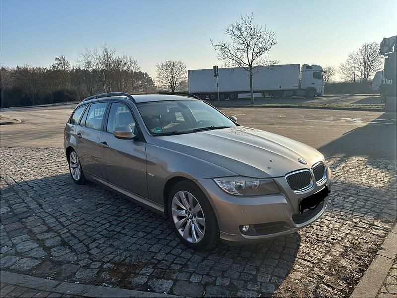 Gebraucht BMW 320 177 PS (130 kW) 2008 Kombi