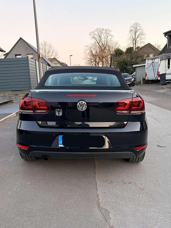 Gebraucht VW Golf Cabriolet Karmann 105 PS (77 kW) 2015 Schwarz Cabrio