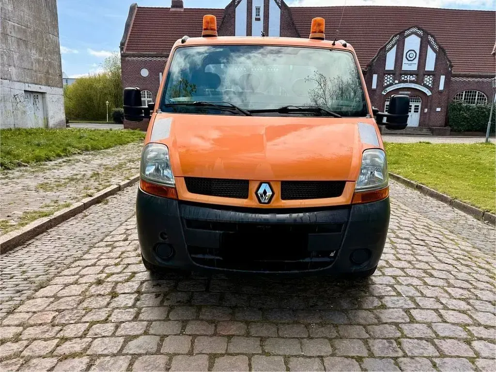 Käytetty Renault Master 99 HP (72 kW) 2006 Oranssi Tila-auto
