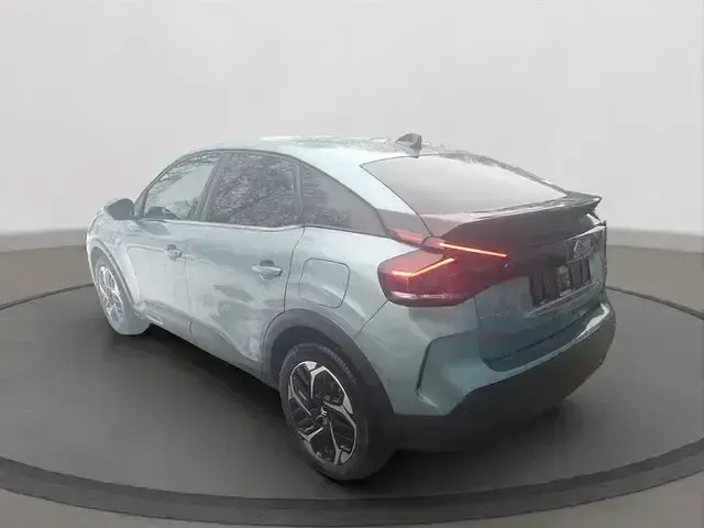 Gebraucht Citroën C4 Shine 96 PS (70 kW) 2023 Blau SUV