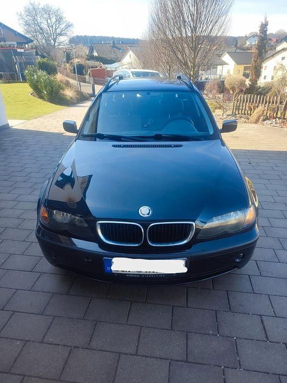 Gebraucht BMW 318 143 PS (105 kW) 2004 Schwarz Kombi