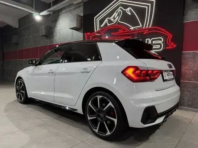 Gebraucht Audi A1 Ambiente 200 PS (147 kW) 2019 Weiß SUV
