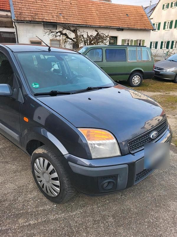 Gebraucht Ford Fusion 80 PS (58 kW) 2008 Grau Kleinwagen