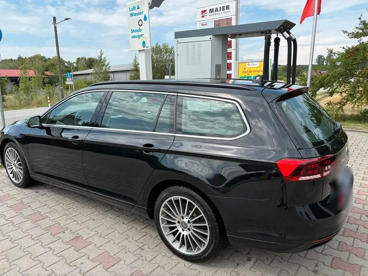 Gebraucht VW Passat 150 PS (110 kW) 2019 Schwarz Kombi