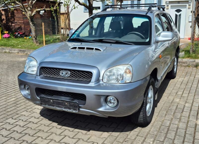 Silber Gebraucht 2003 Hyundai Santa Fe GLS SUV | 3.900 € (Etwas zu teuer) - Bild 1/4