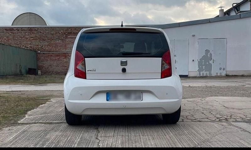 Gebraucht Seat Mii 60 PS (44 kW) 2013 Weiß Kleinwagen