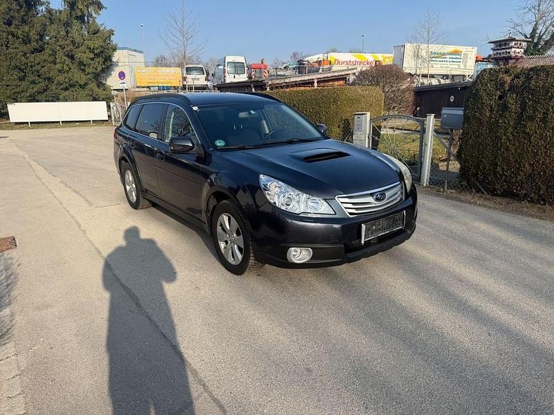 Gebraucht Subaru Legacy Comfort 150 PS (110 kW) 2011 Grau Limousine