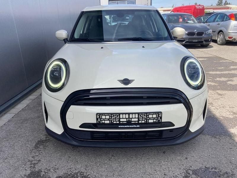Second-hand Mini ONE Classic 102 CP (75 kW) 2022 Alb Hatchback