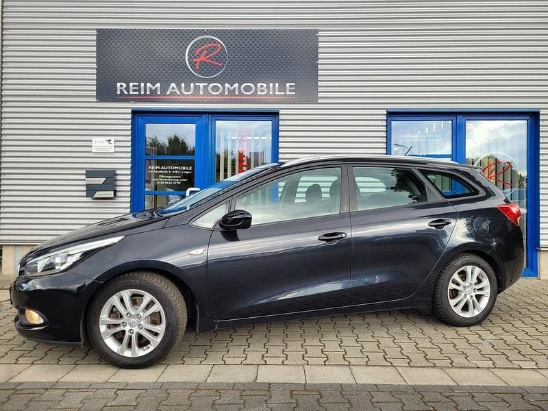 Gebraucht Kia Ceed Sportswagon Attract 99 PS (72 kW) 2014 Schwarz Kombi