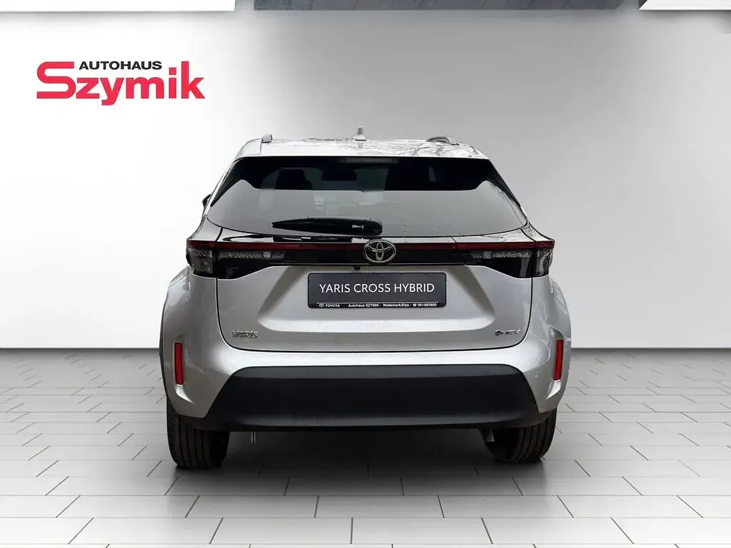 Gebraucht Toyota Yaris Cross Style 131 PS (96 kW) 2026 Silber SUV
