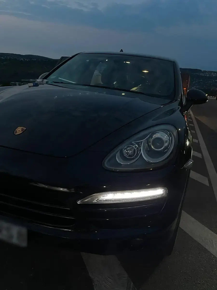 Gebraucht Porsche Cayenne 245 PS (180 kW) 2014 Schwarz SUV