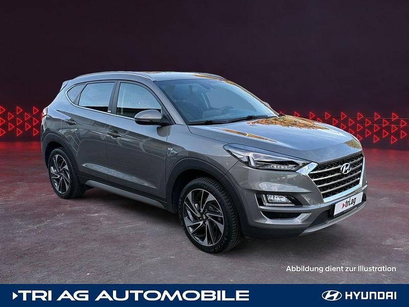 Grau Gebraucht 2020 Hyundai Tucson Advantage SUV | 18.870 € (Etwas zu teuer) - Bild 1/4