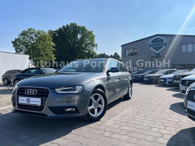 Gebraucht Audi A4 Ambiente 143 PS (105 kW) 2012 Grau Kombi