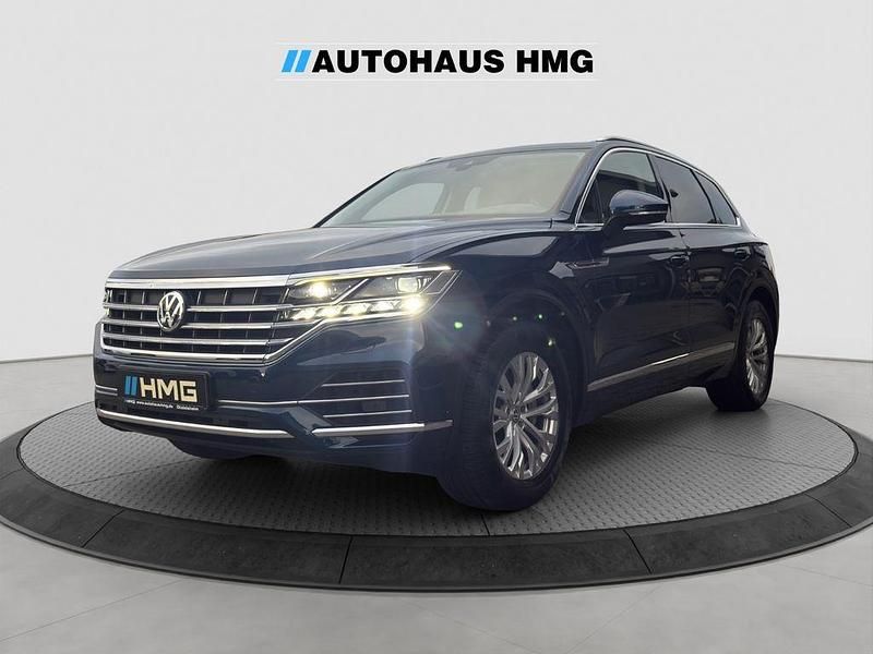Blau Gebraucht 2019 VW Touareg Elegance SUV | 30.890 € (Fairer Preis) - Bild 1/4